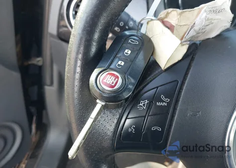 2015 Fiat 500 Sport z USA, uszkodzony, nr VIN 3C3CFFBR8FT501020